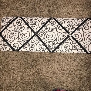 Black and white print photo holder